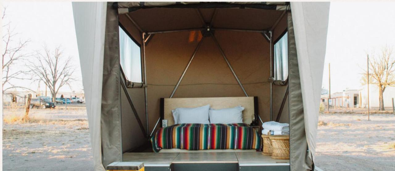 Вилла El Cosmico Марфа Экстерьер фото